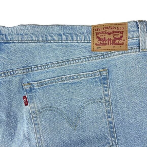 Levi's 501 High Rise Distressed Denim Shorts Plus Size 24W - Picture 9 of 10